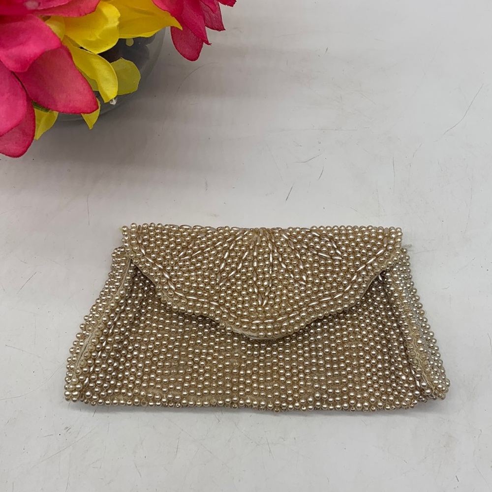 La Regale Vintage Beaded Clutch Bag